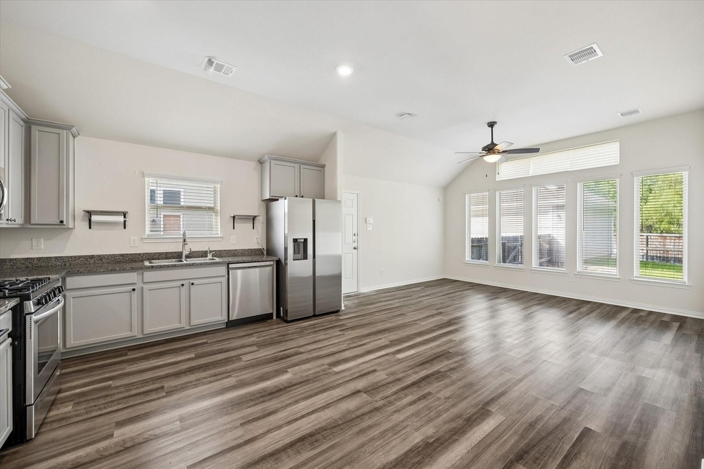 206 N Lynx Trail - Photo 3