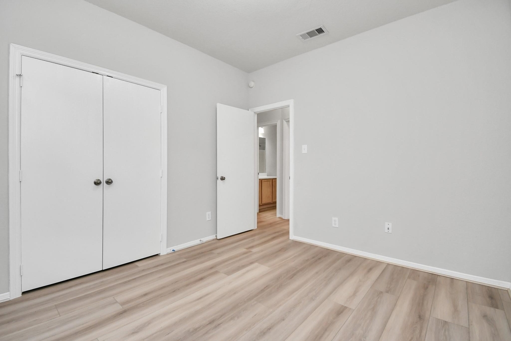 24118 Wild Horse Lane - Photo 11