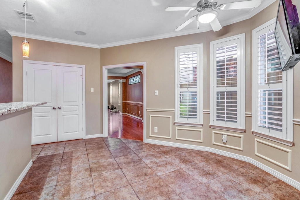1524 Birdsall Street - Photo 15