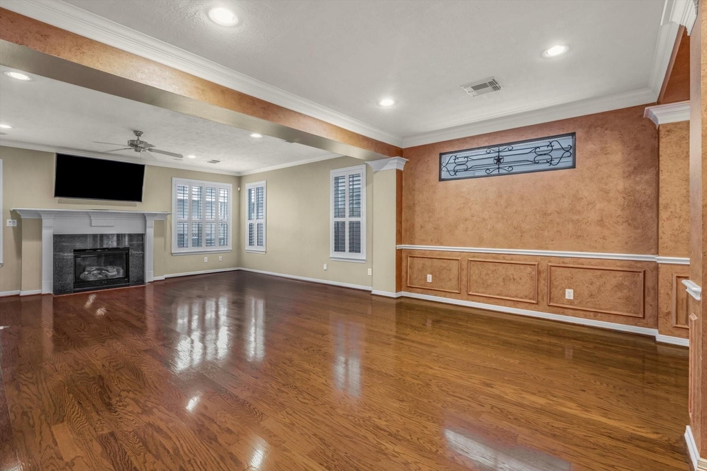 1524 Birdsall Street - Photo 14