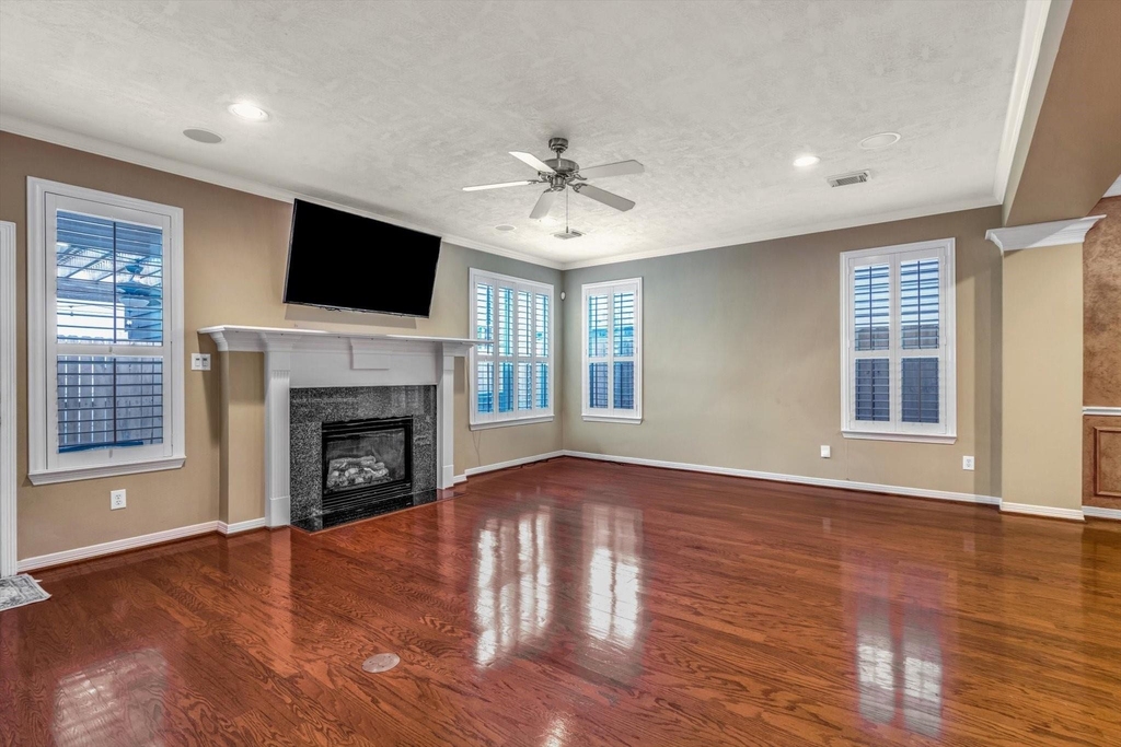 1524 Birdsall Street - Photo 12