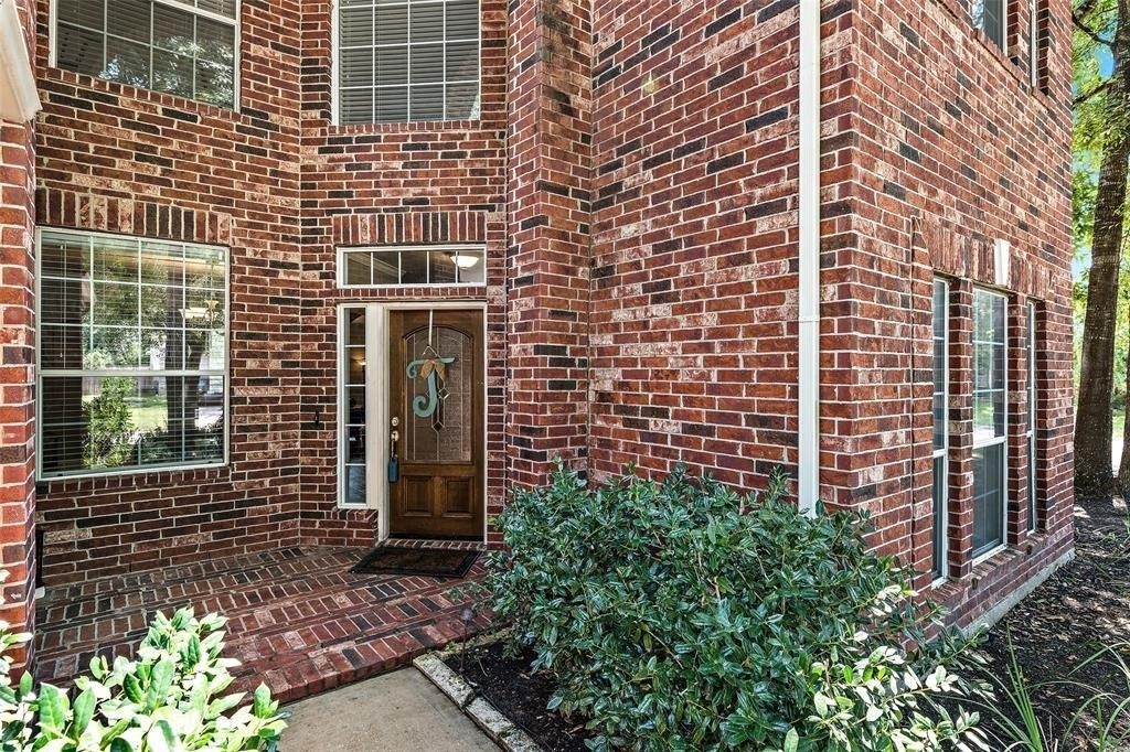 2 Hollow Glen Place - Photo 2