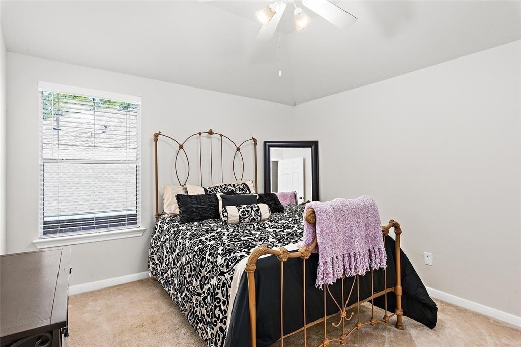 2 Hollow Glen Place - Photo 23