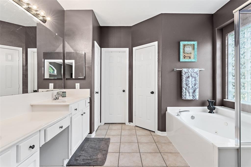 2 Hollow Glen Place - Photo 20