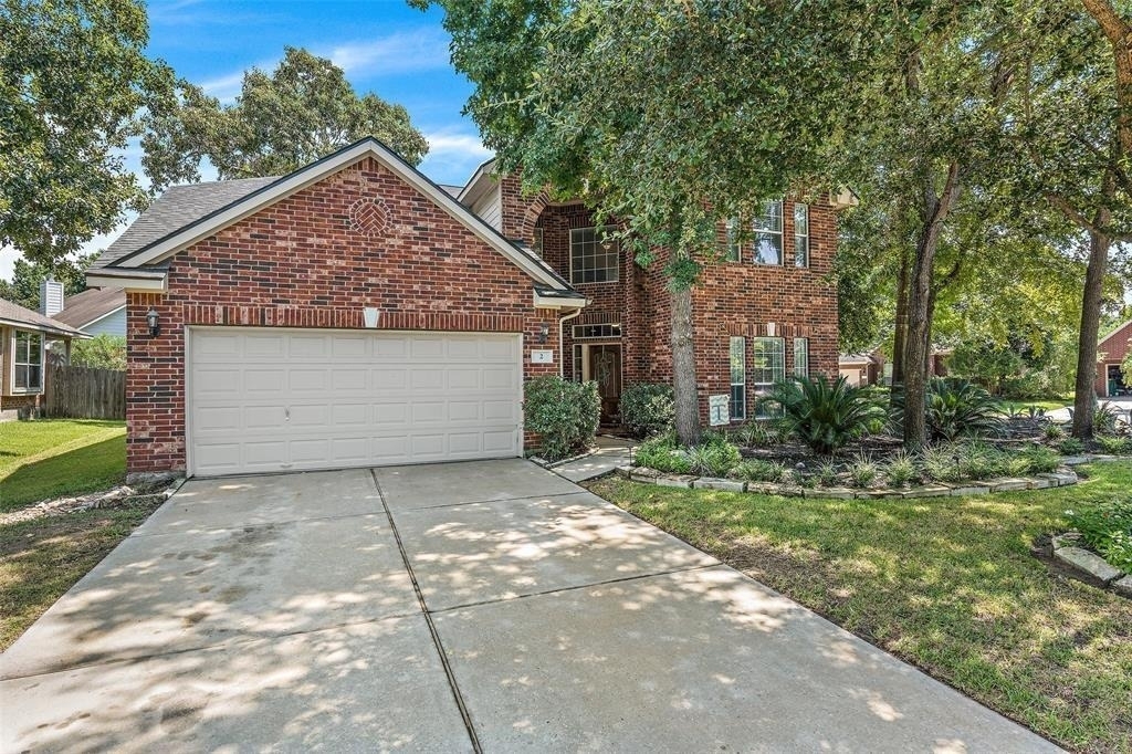 2 Hollow Glen Place - Photo 0