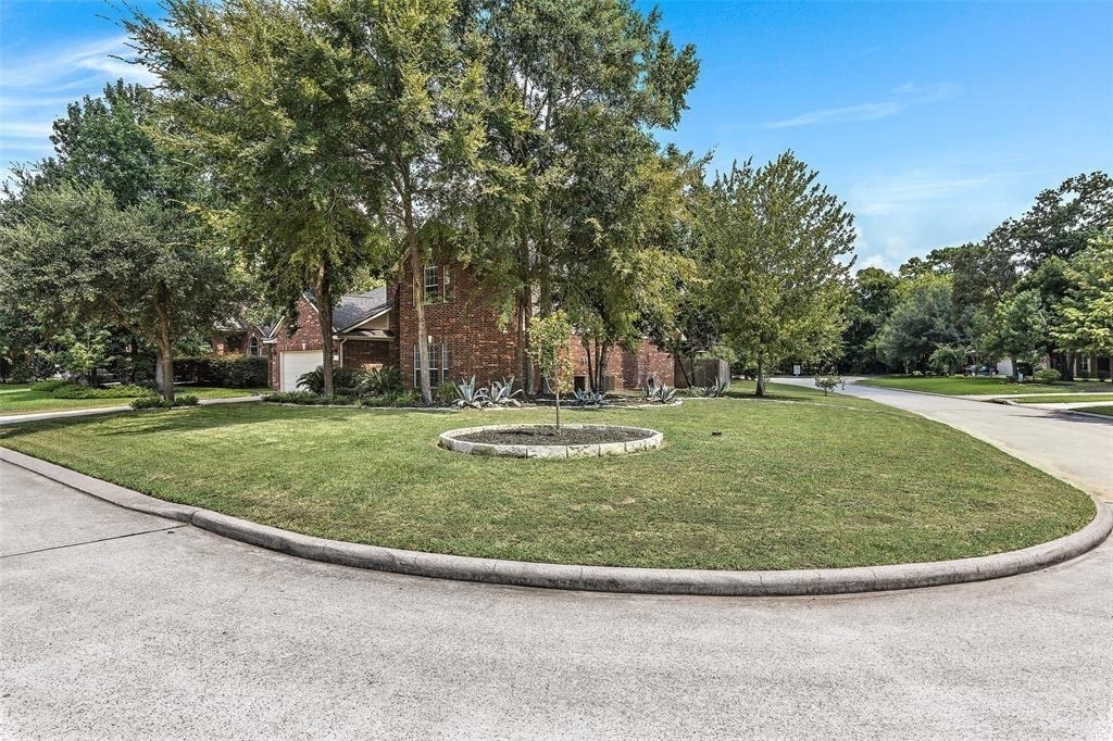 2 Hollow Glen Place - Photo 33