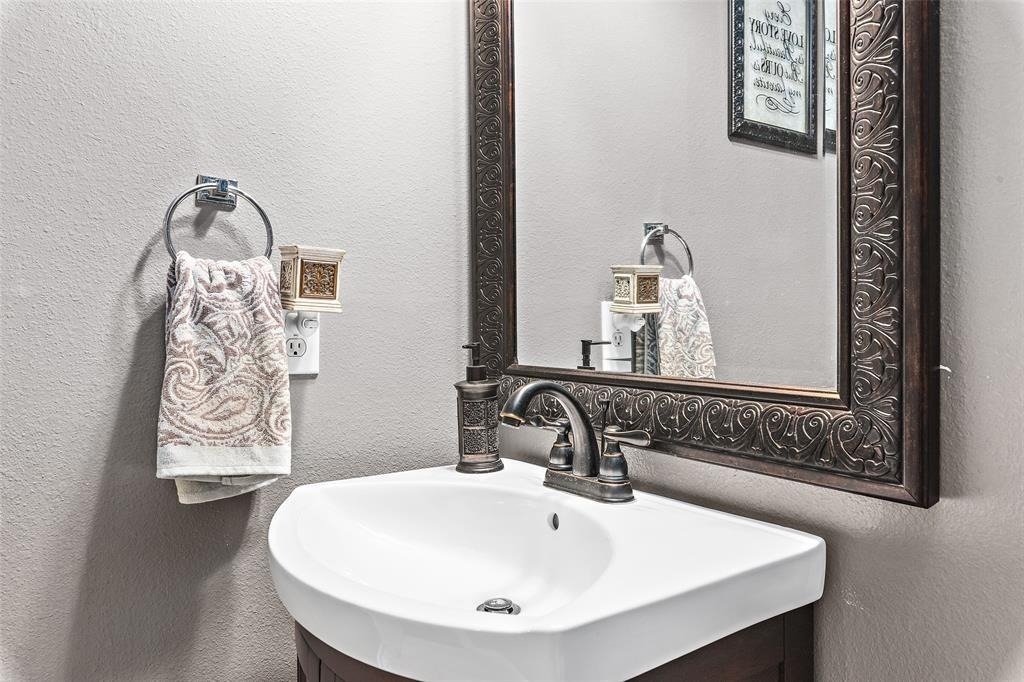 2 Hollow Glen Place - Photo 8