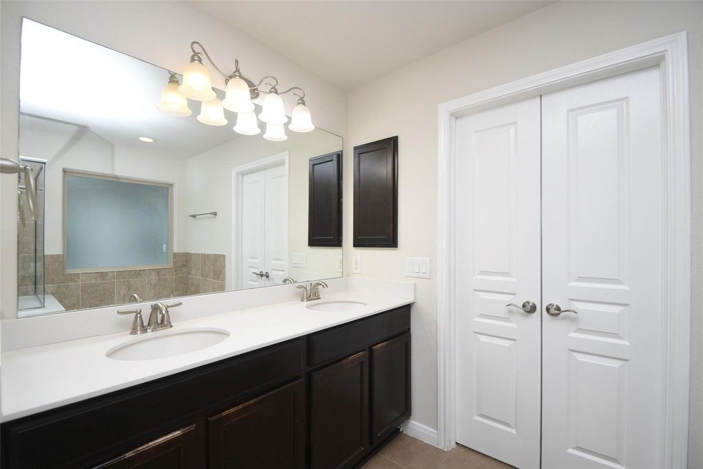 16614 Spirit Lake Court - Photo 12