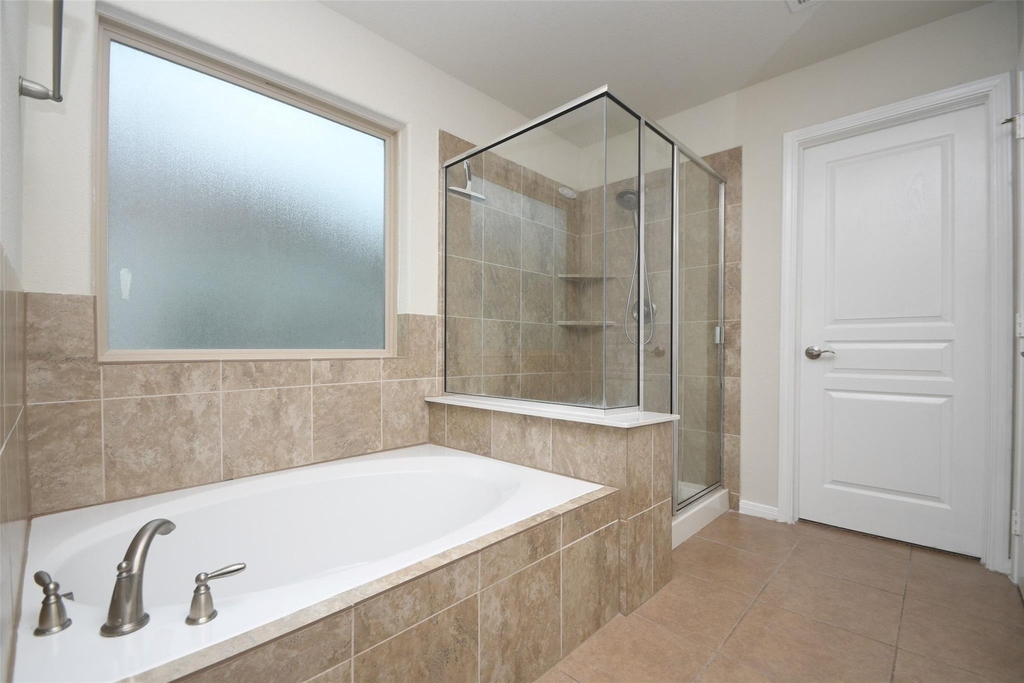 16614 Spirit Lake Court - Photo 13