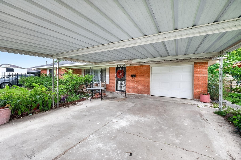 7426 Miley Street - Photo 1