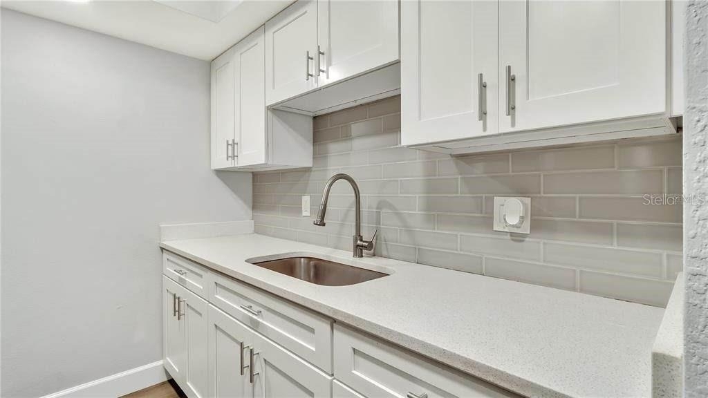 5900 22nd Avenue N - Photo 6