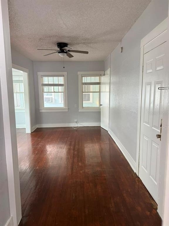 308 Grove Street N - Photo 3