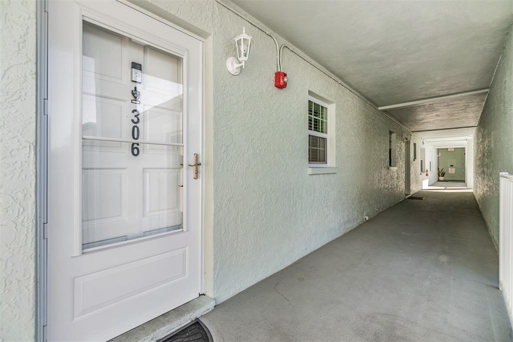 701 Poinsettia Road - Photo 0