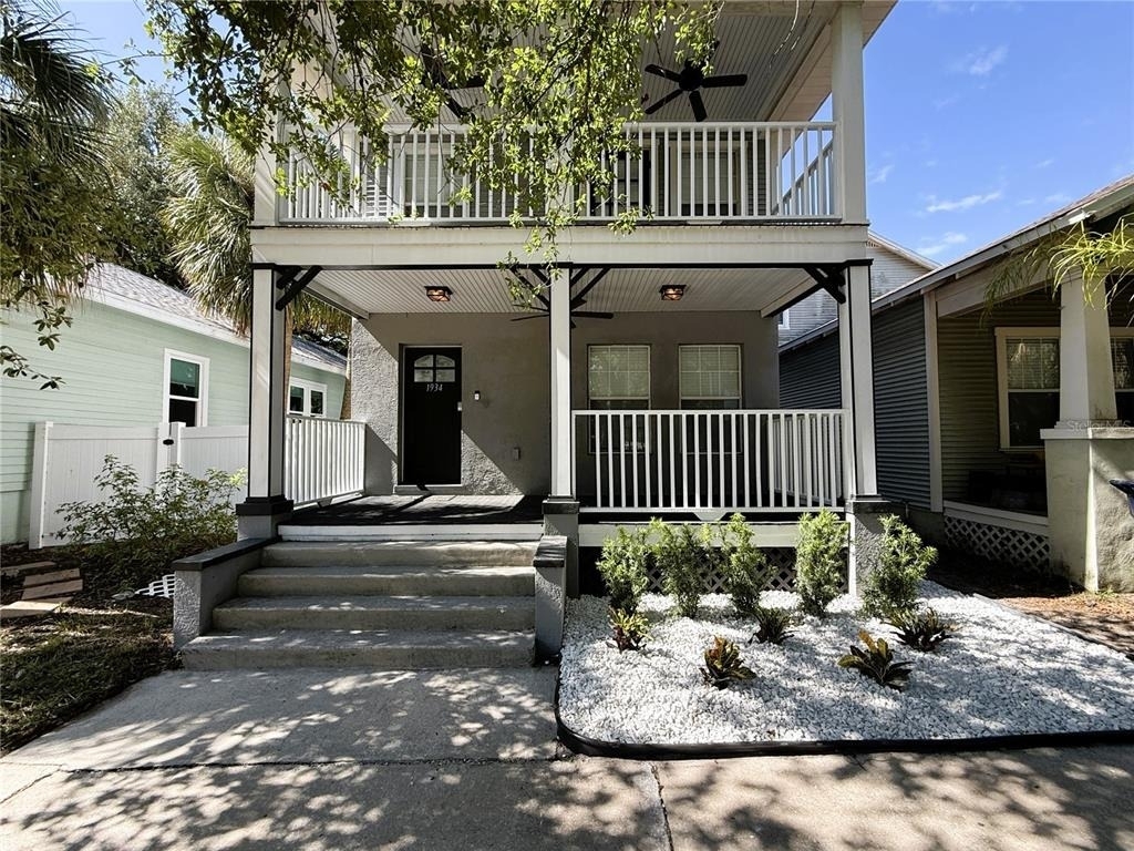1934 W Spruce Street - Photo 0