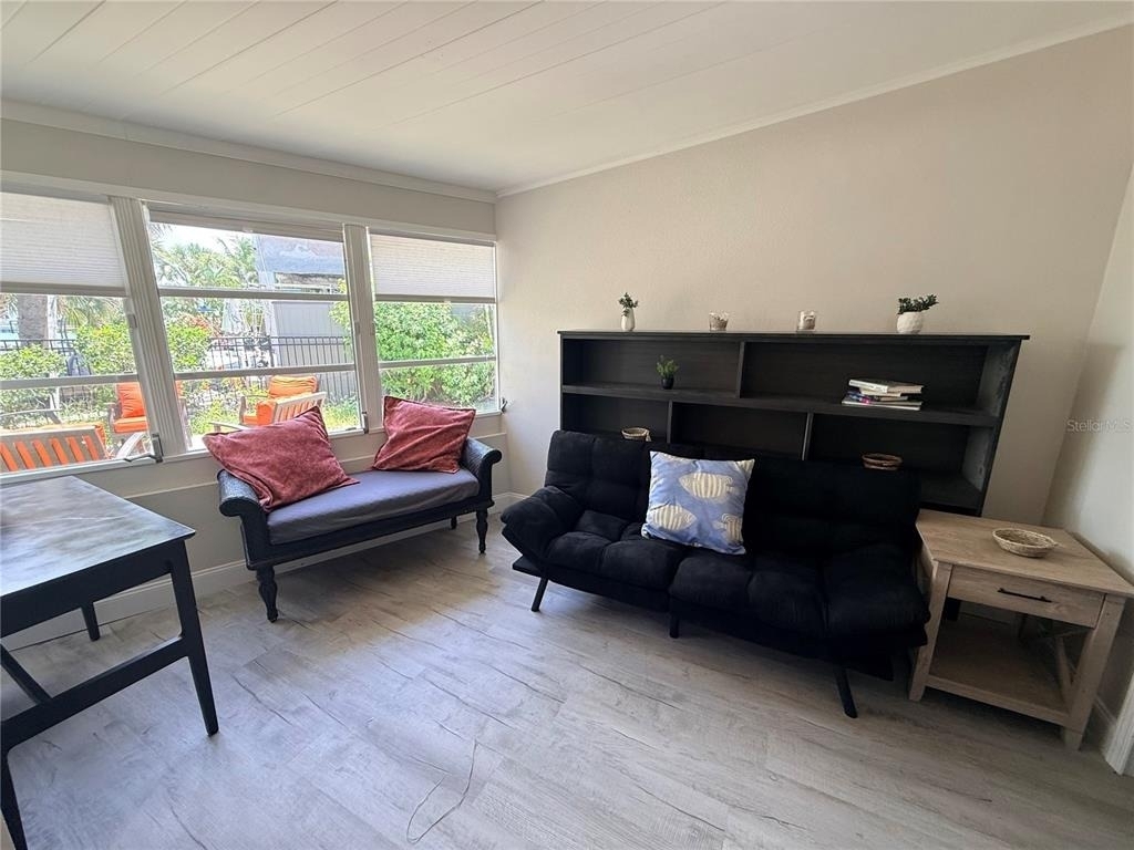 6407 1st Palm Point - Photo 11