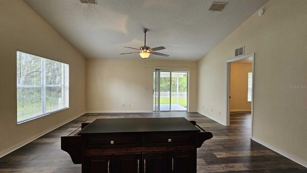 6290 W Oak Park Boulevard - Photo 7