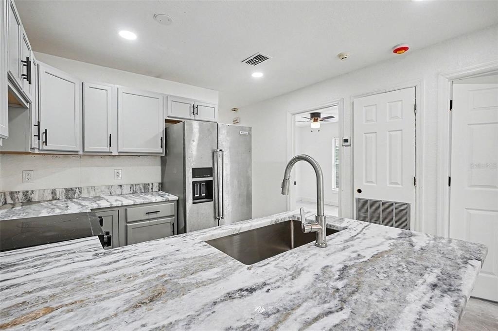 1128 Neville Avenue - Photo 10