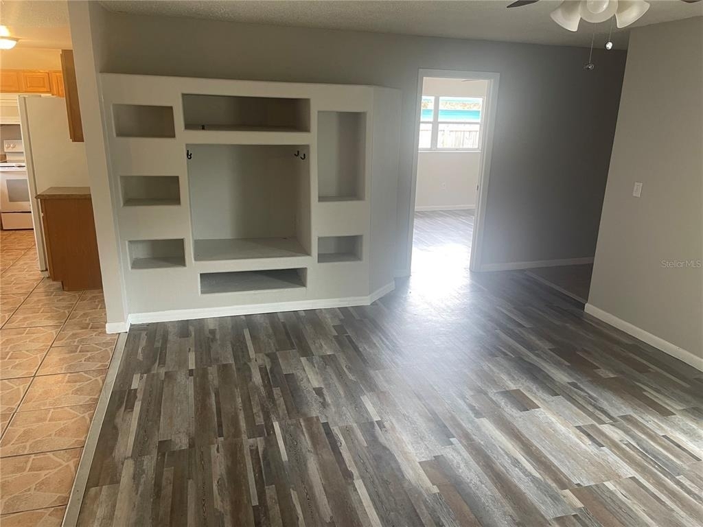 906 Essex Road - Photo 6