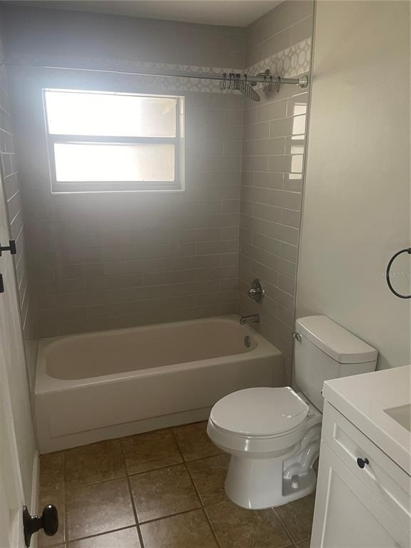 906 Essex Road - Photo 4
