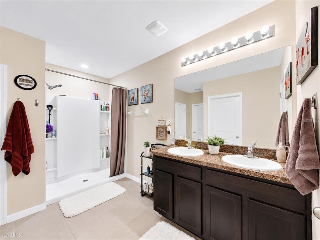 32649 Pez Landing Lane - Photo 10