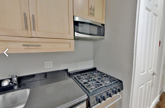 202 East 13th Street - Photo 7