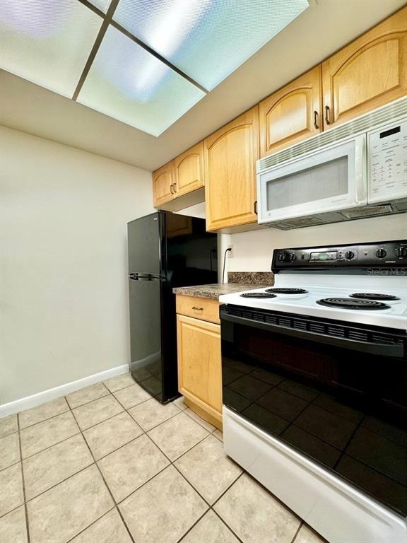 6324 Newtown Circle - Photo 4