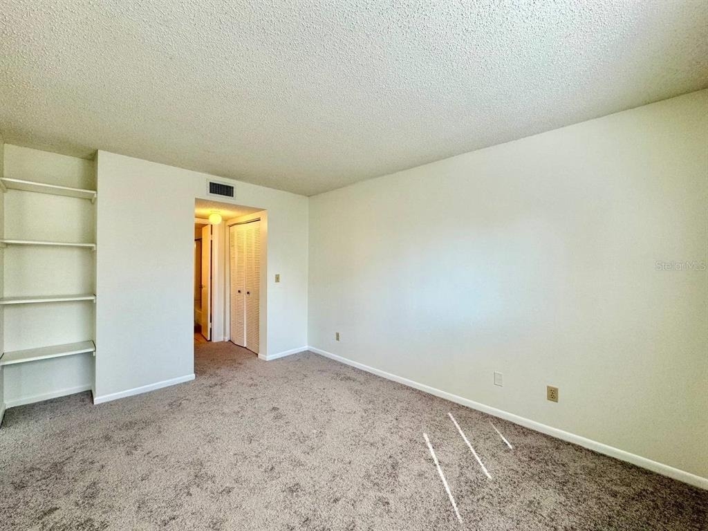 6324 Newtown Circle - Photo 9