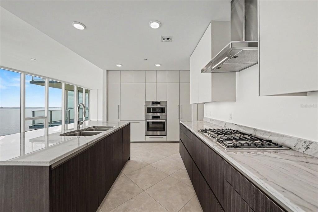 2900 W Bay To Bay Boulevard - Photo 12