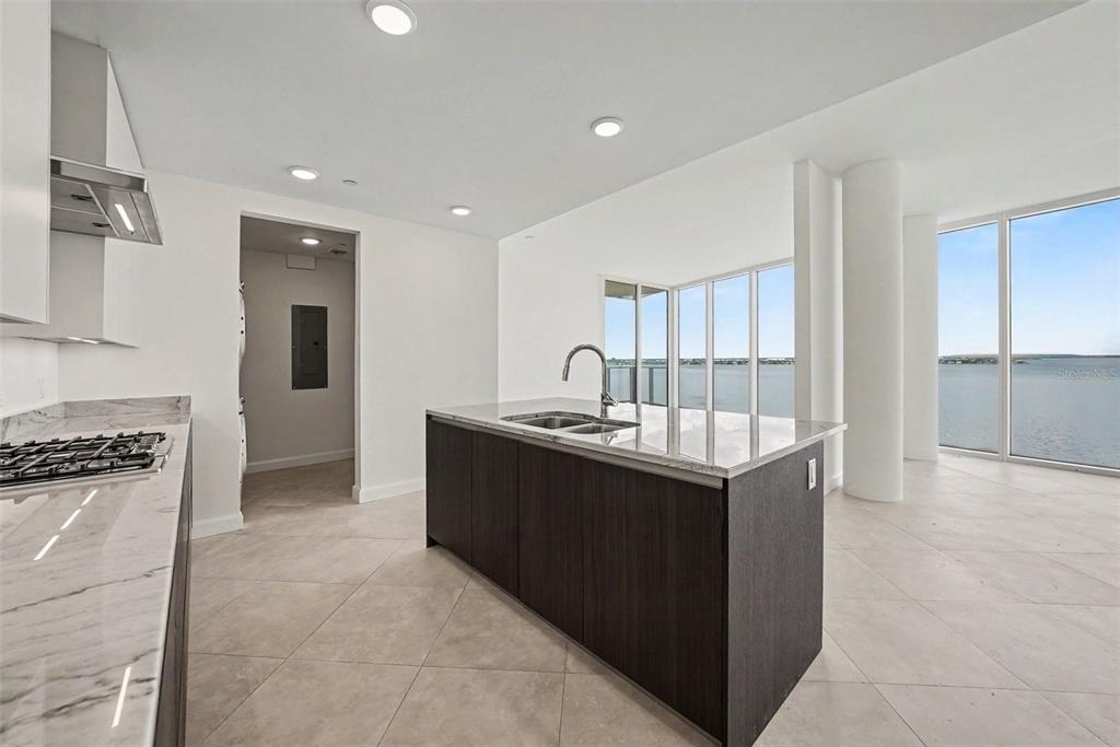 2900 W Bay To Bay Boulevard - Photo 11