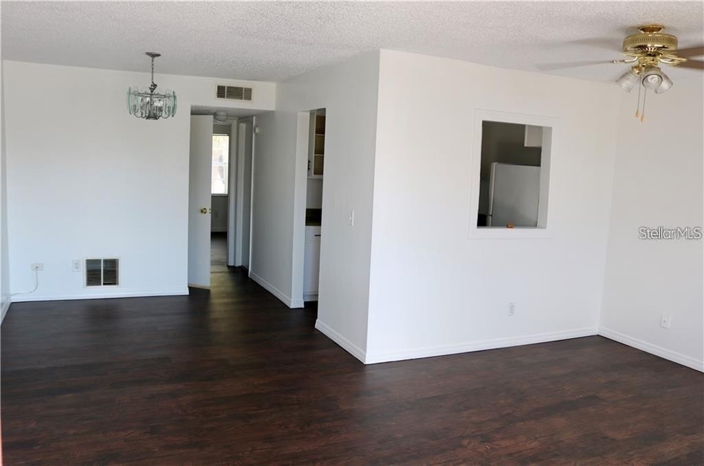 9101 W Hillsborough Avenue - Photo 3