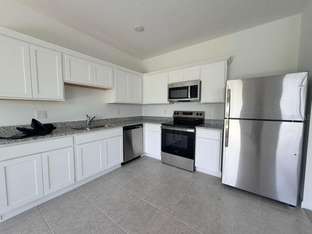 3628 Spire Drive - Photo 3