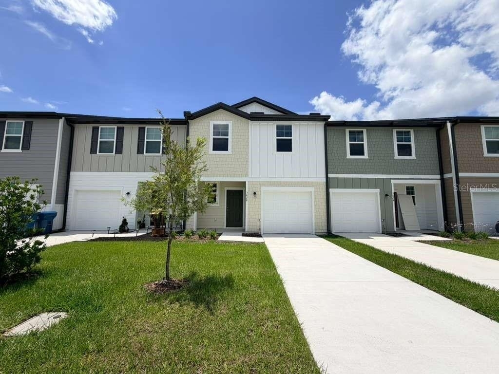 3628 Spire Drive - Photo 2
