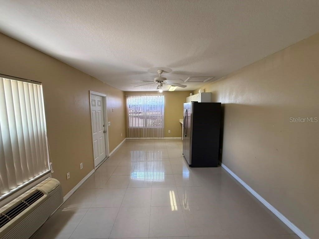 709 Orchid Drive - Photo 5