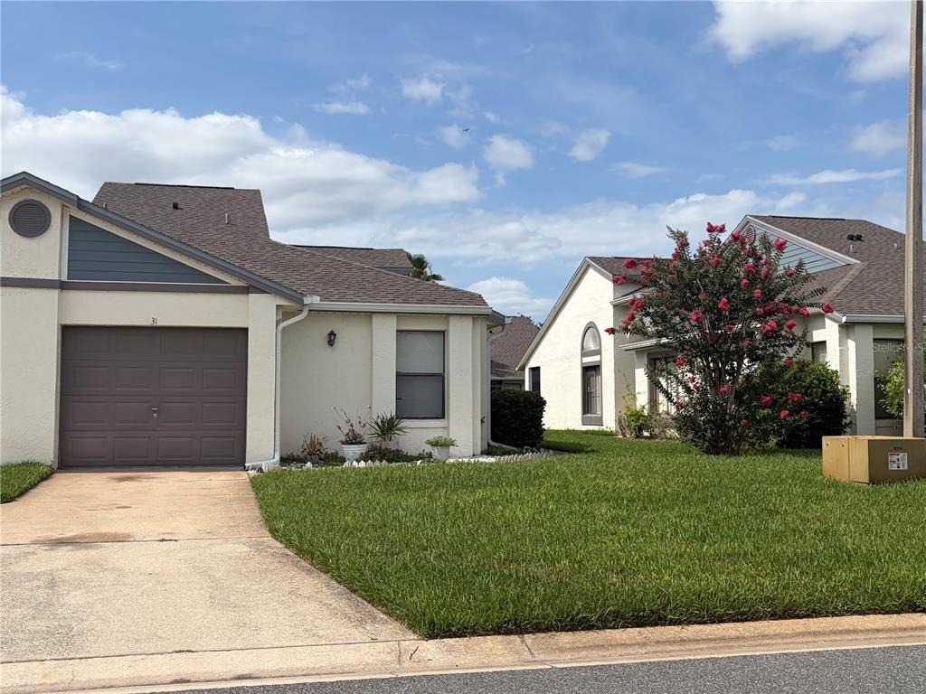 31 Lakepointe Circle - Photo 0