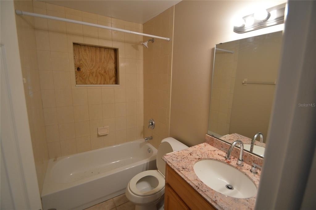 423 Longwood Circle - Photo 9