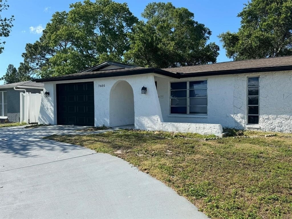 7605 Embassy Boulevard - Photo 1