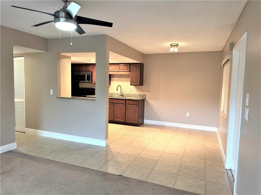 5057 Vineland Road - Photo 6