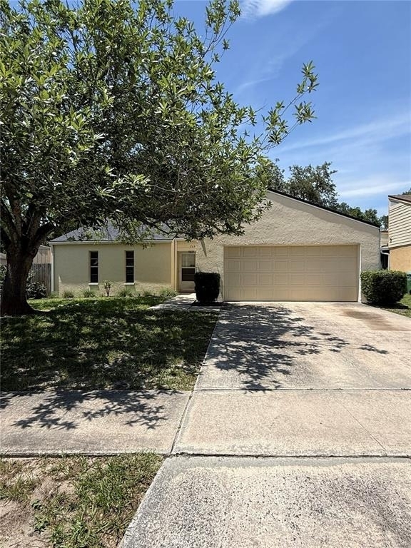 224 Bitterwood Street - Photo 0