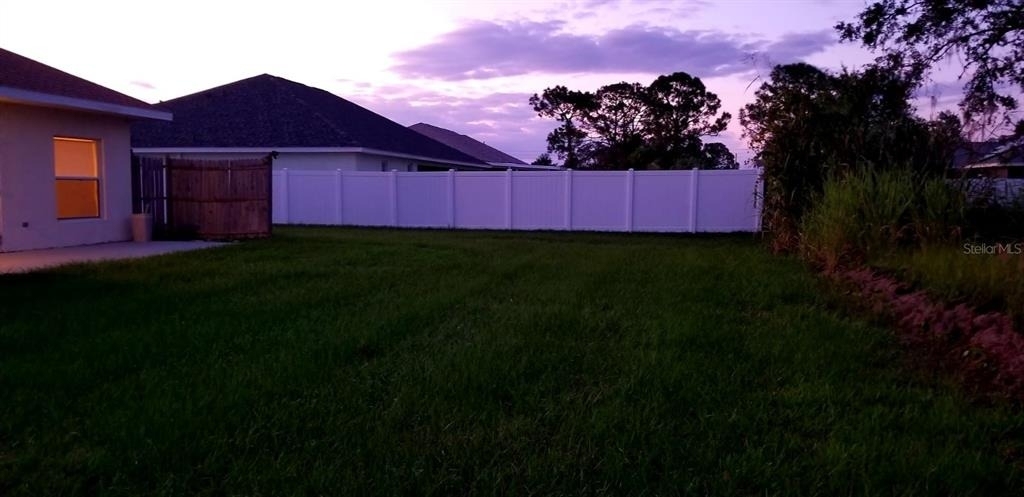 4706 Mackerel Drive - Photo 3