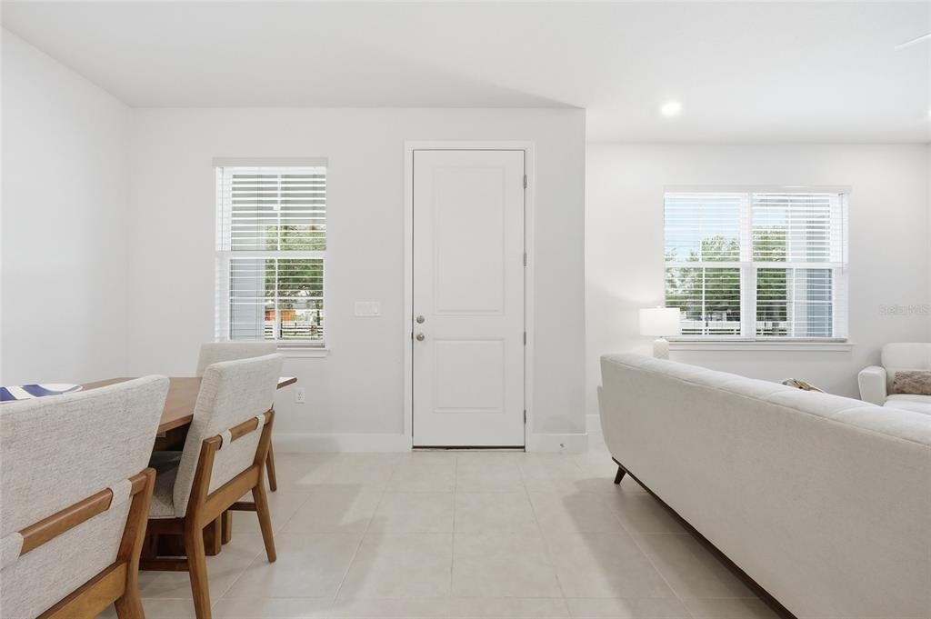 6917 Five Oaks Drive - Photo 3