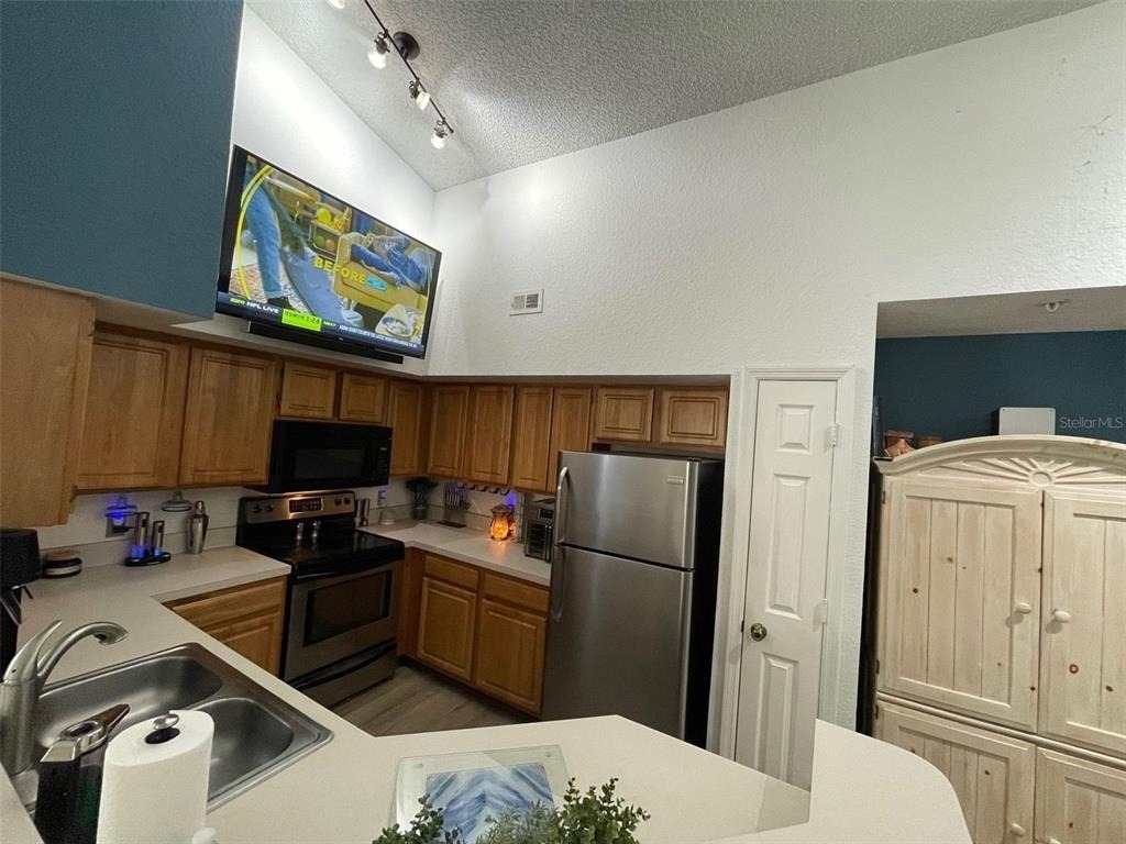 13103 Mulberry Park Drive - Photo 4