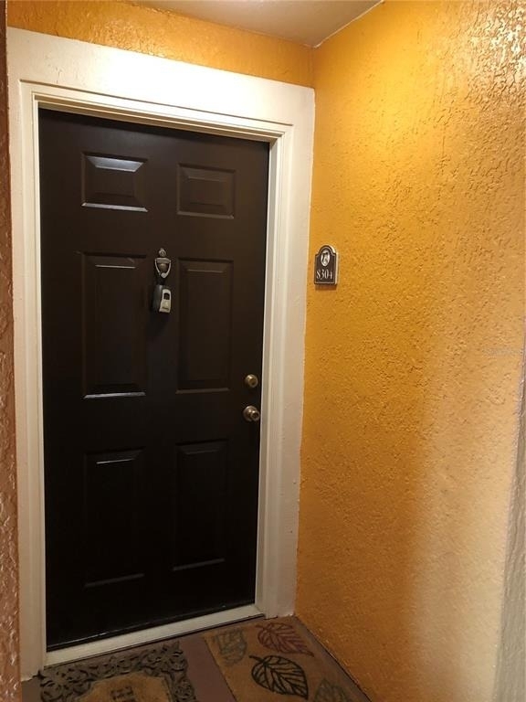 5475 Vineland Road - Photo 3