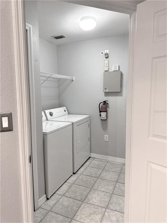 5475 Vineland Road - Photo 15