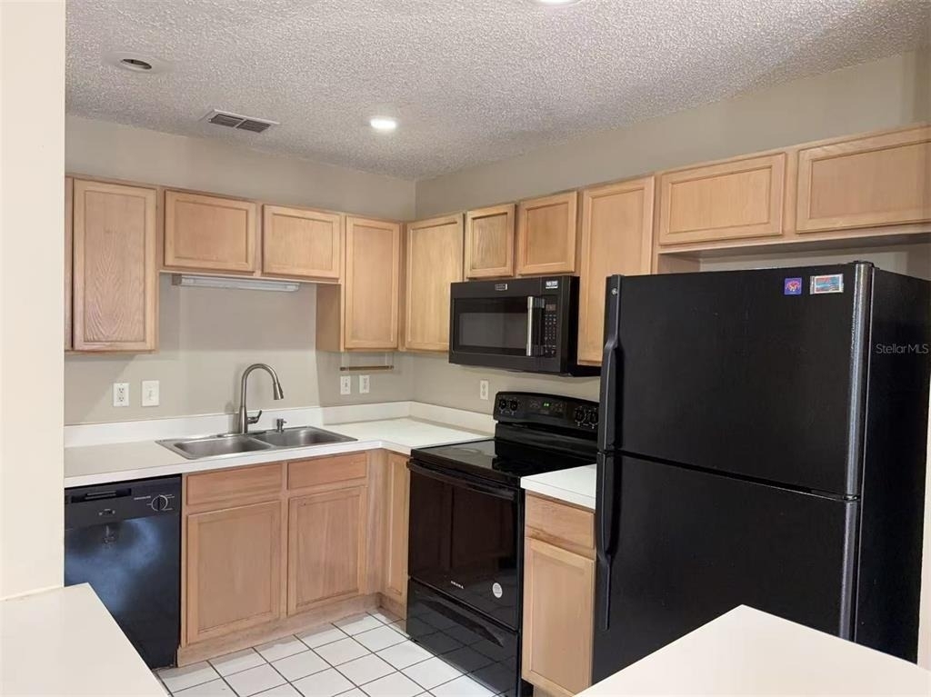 1206 N Fairway Drive - Photo 3