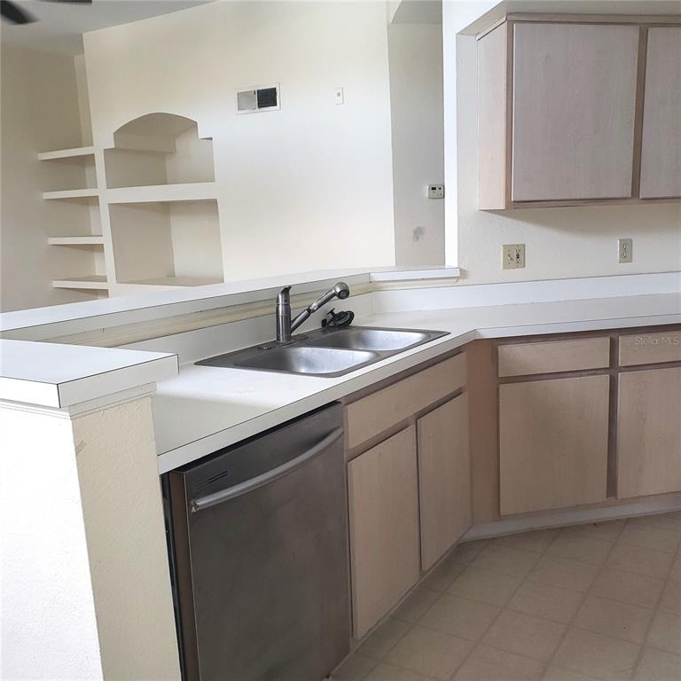 7300 Westpointe Boulevard - Photo 23