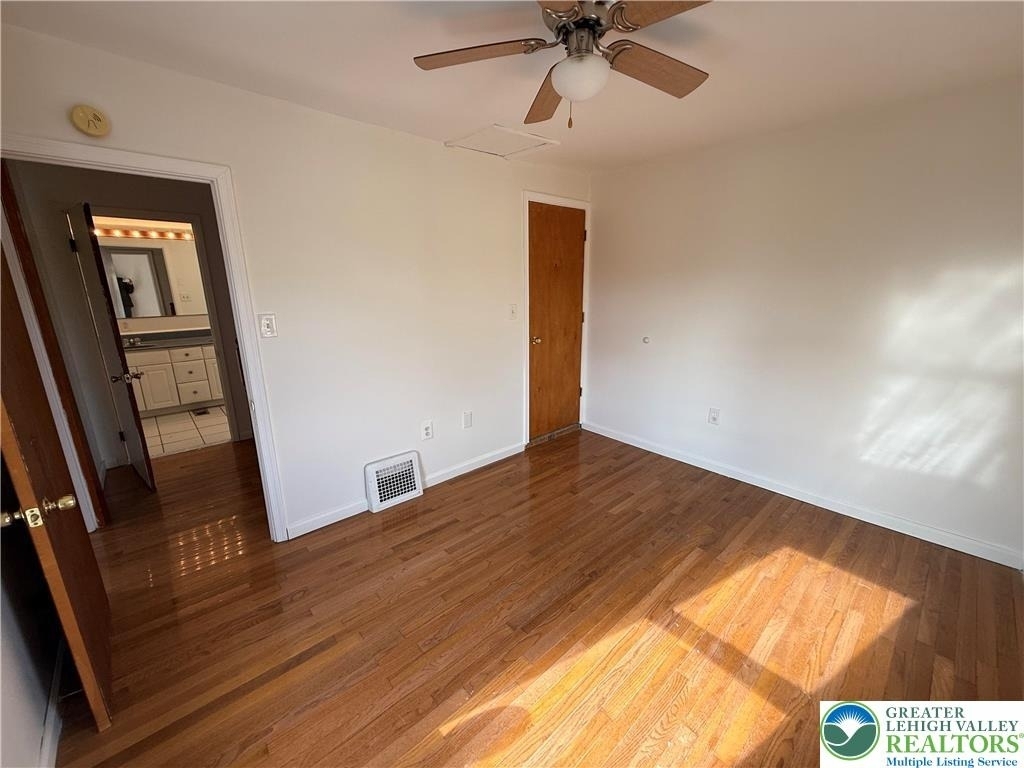 2955 Middletown Road - Photo 14