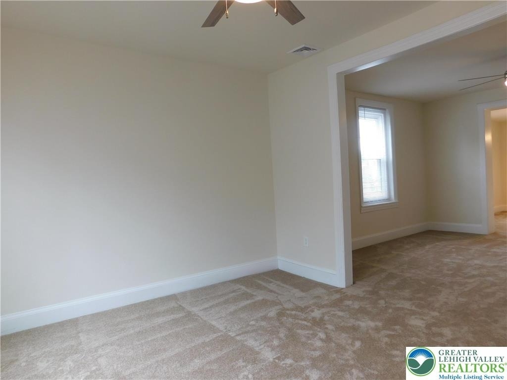 68 W Union Boulevard - Photo 5