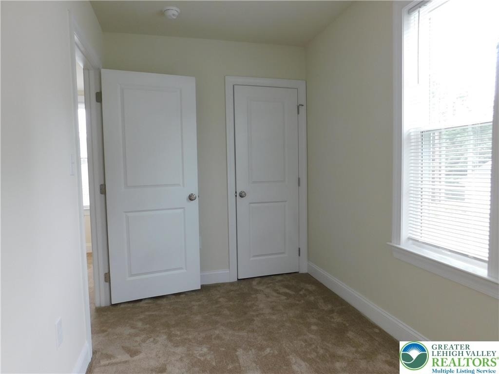 68 W Union Boulevard - Photo 24