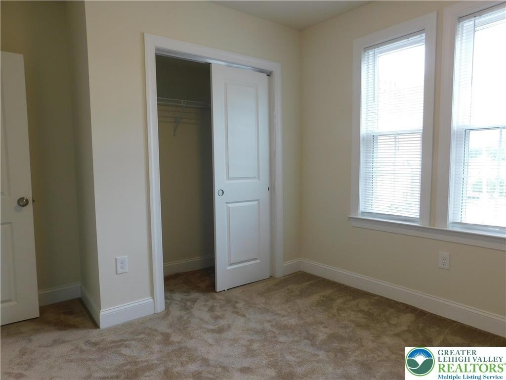 68 W Union Boulevard - Photo 26