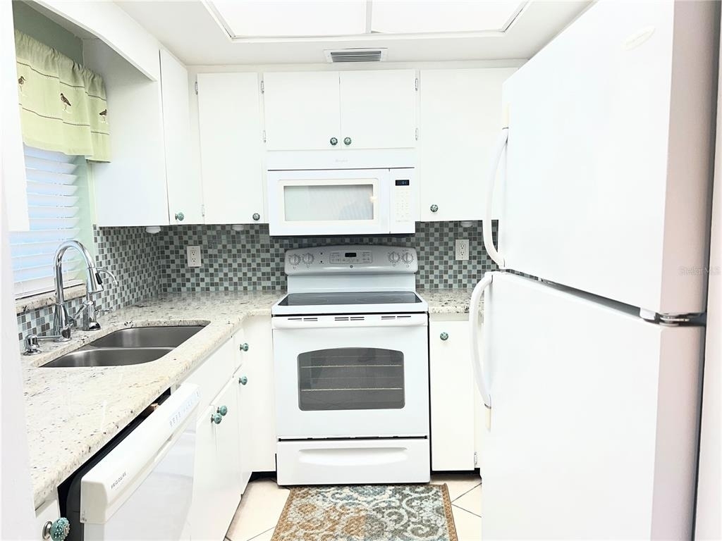 3751 S School Avenue - Photo 12